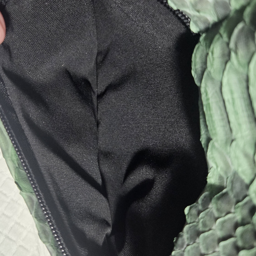 NWOT‎ - LINĒIJ Elegant Green Snake Python Scales Print Crossbody Bag - Picture 7 of 8
